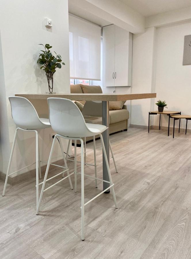 Apartamento Puntos cardinales Corrales De Buelna Exterior foto